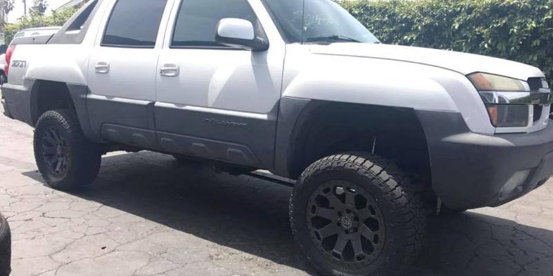  Chevrolet Avalanche 1500 with Black Rhino Warlord
